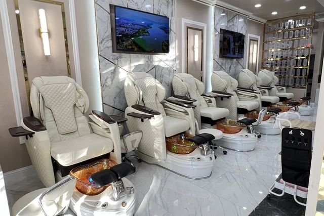 4e0e1f8dd0f24f6e963d7808ef09e3-bellagio-nail-spa-biz-photo-67a80faf66664cdf8372664810509f-booksy